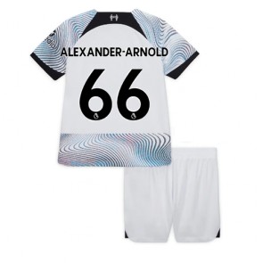 Liverpool Alexander-Arnold #66 kläder Barn 2022-23 Bortatröja Kortärmad (+ korta byxor)